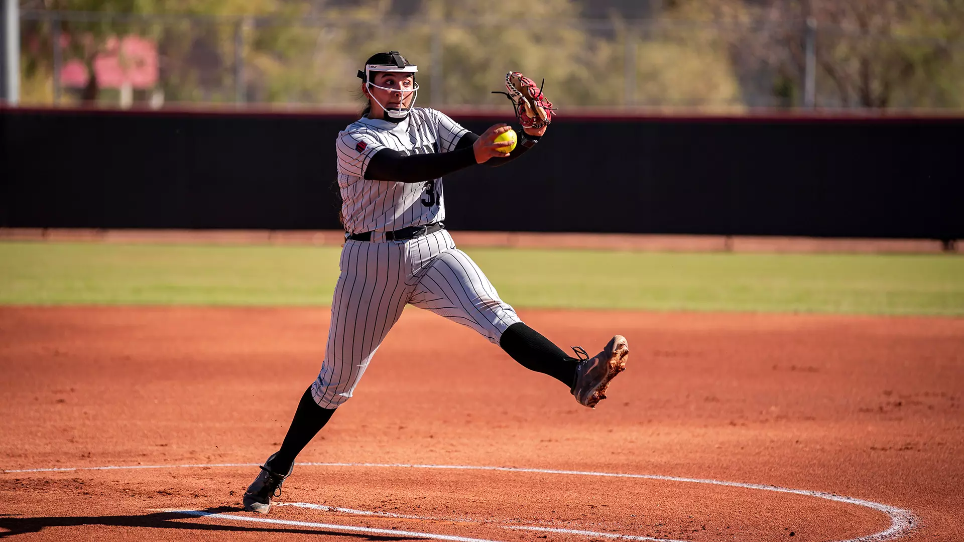 Yanina Sherwood Named To Softball America Freshman Watch List