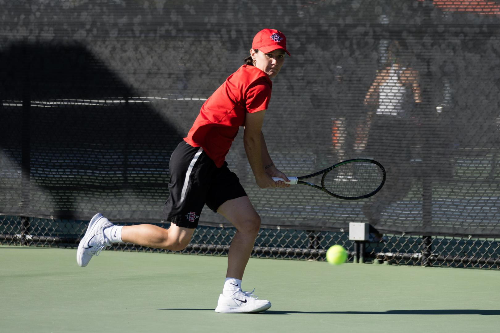 Skrobonja Falls in NCAA Singles Round of 32