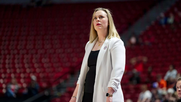 Lindy La Rocque Named To The 2026 Kathy Delaney-Smith Preseason Watch List