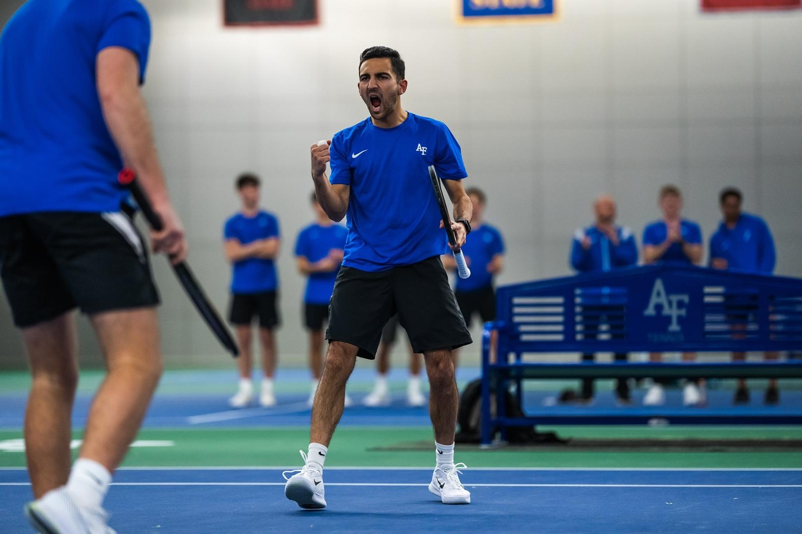 Arjun Kersten Earns ITA Mountain Region Osuna Sportsmanship Award