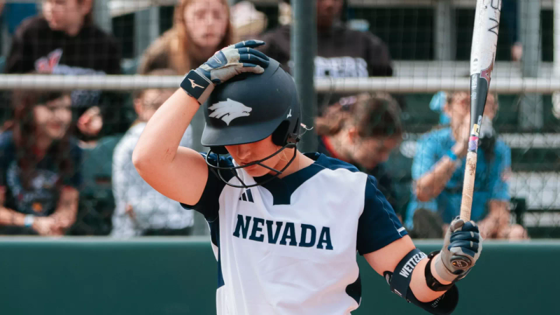 Katie Wetteland named D1Softball Mid-Major Freshman of the Week