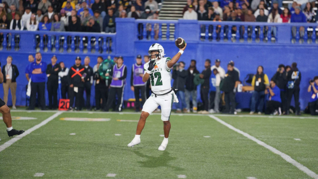 Alejado Named Semifinalist For Shaun Alexander Award