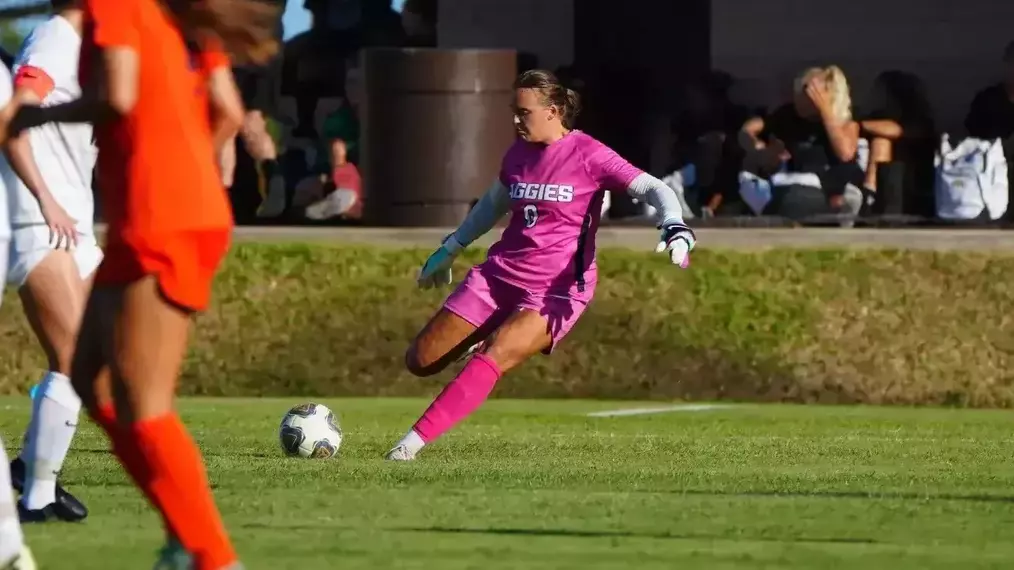 Aggie Alum Cora Brendle Signs with FC Porto