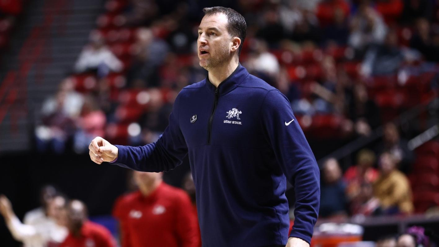 Utah State’s Danny Sprinkle Named Jim Phelan National Coach of Year Award Finalist