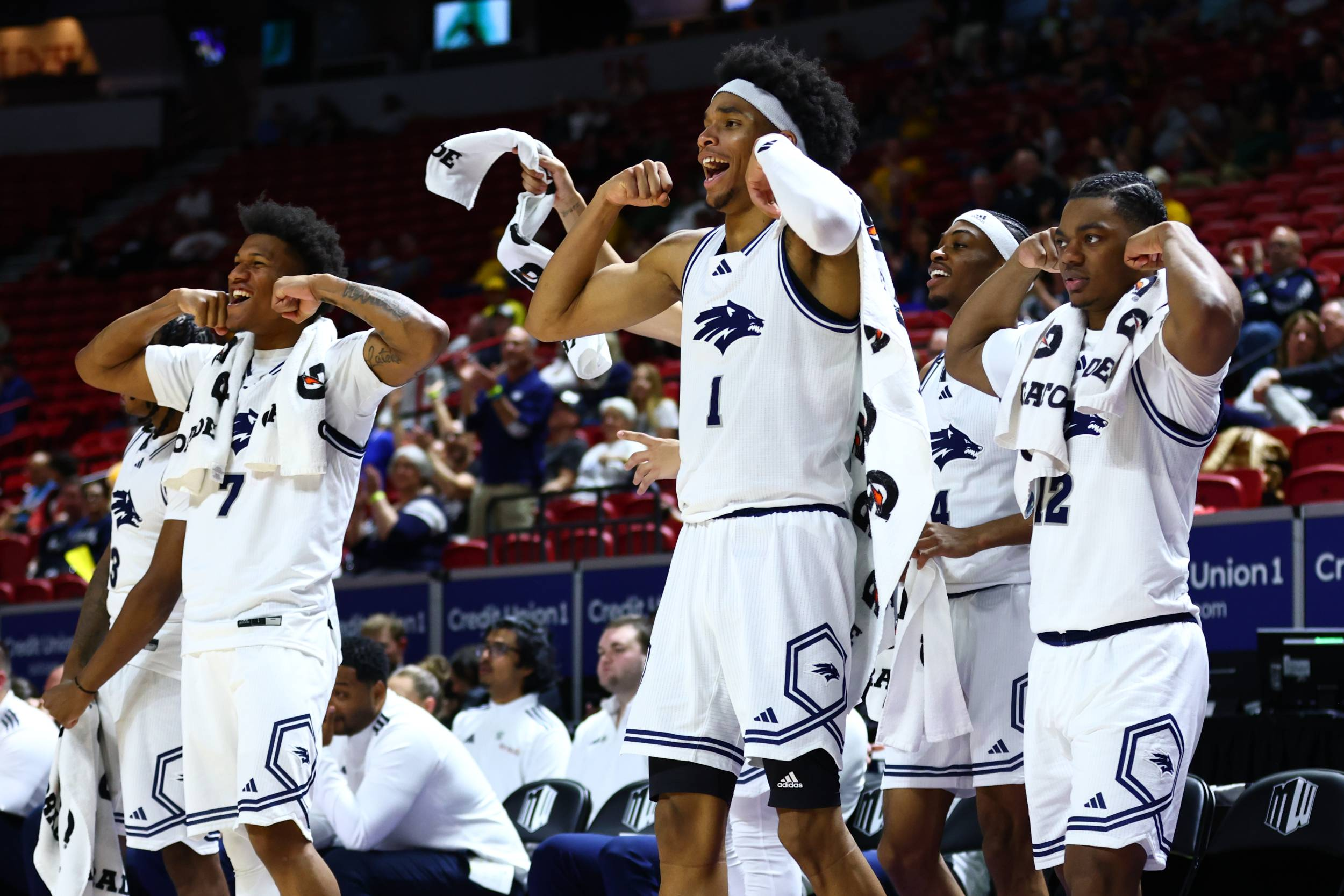Wire-to-Wire Win Puts Nevada in Quarterfinals of 2026 CU1 MW Men's Basketball Championship