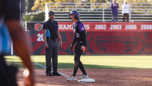Lopes survive in ten-inning classic over Wisconsin