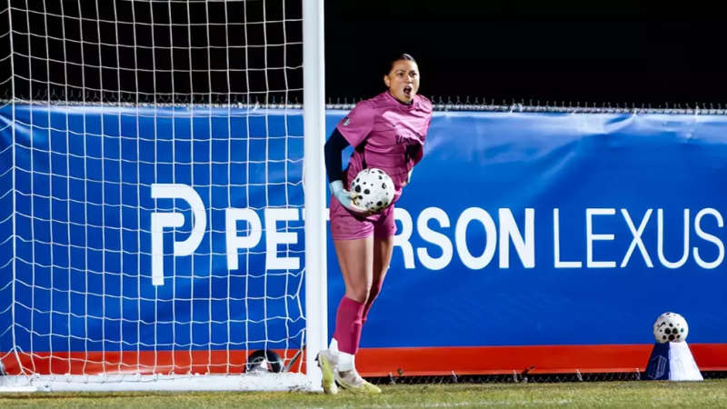 Rath Signs Pro Contract with Chicago Stars