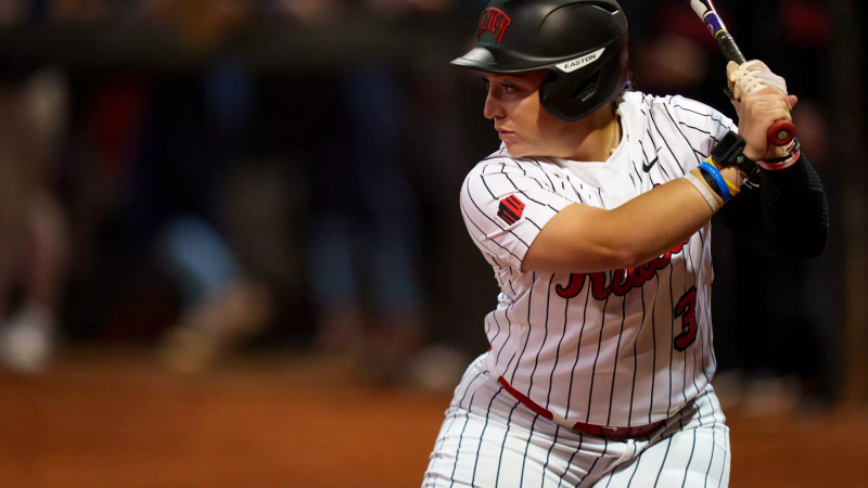 Softball Secures 4-3 Extra Innings Victory Over Grand Canyon