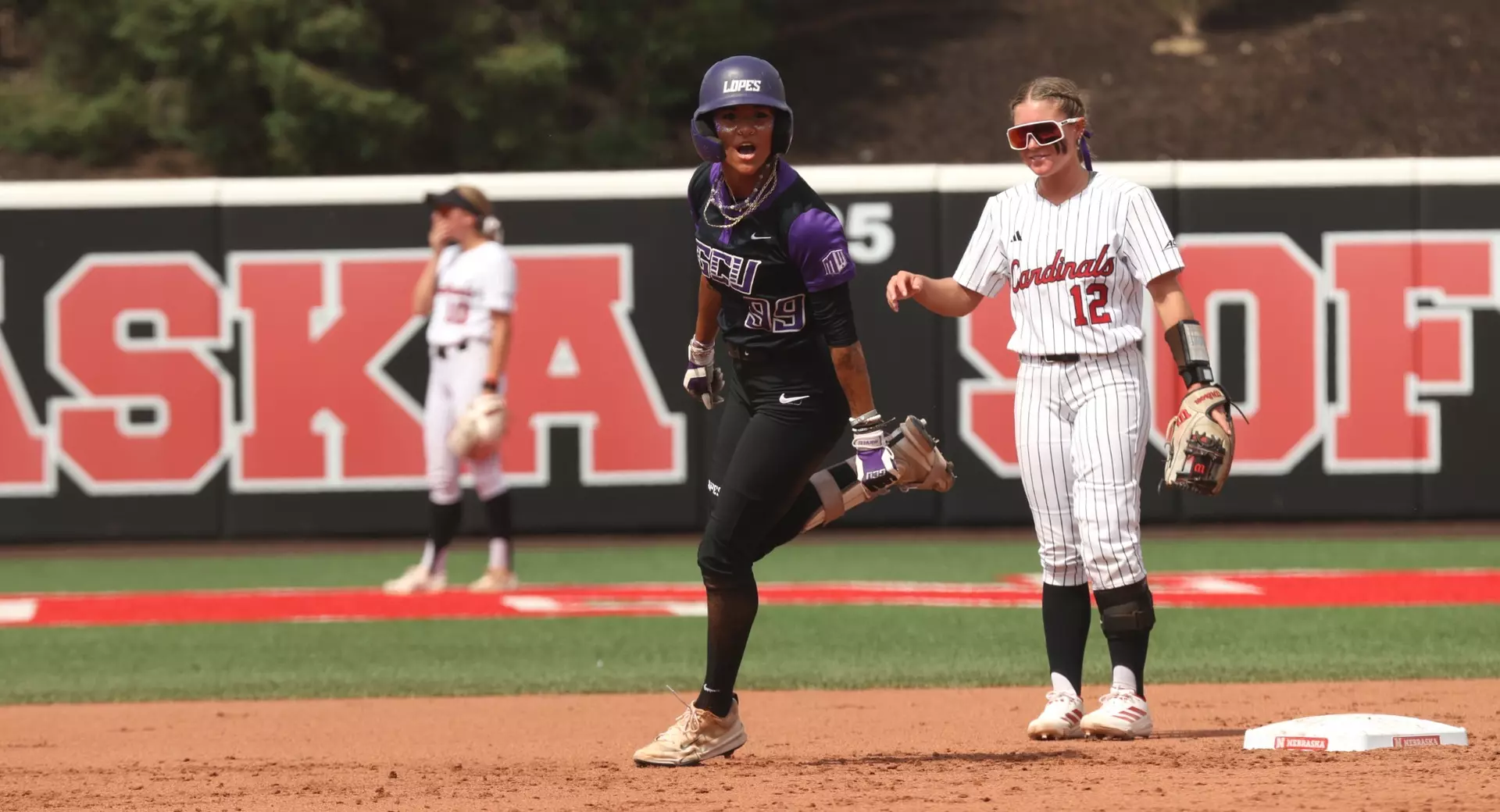 Power of Vickers, bats wins regional opener