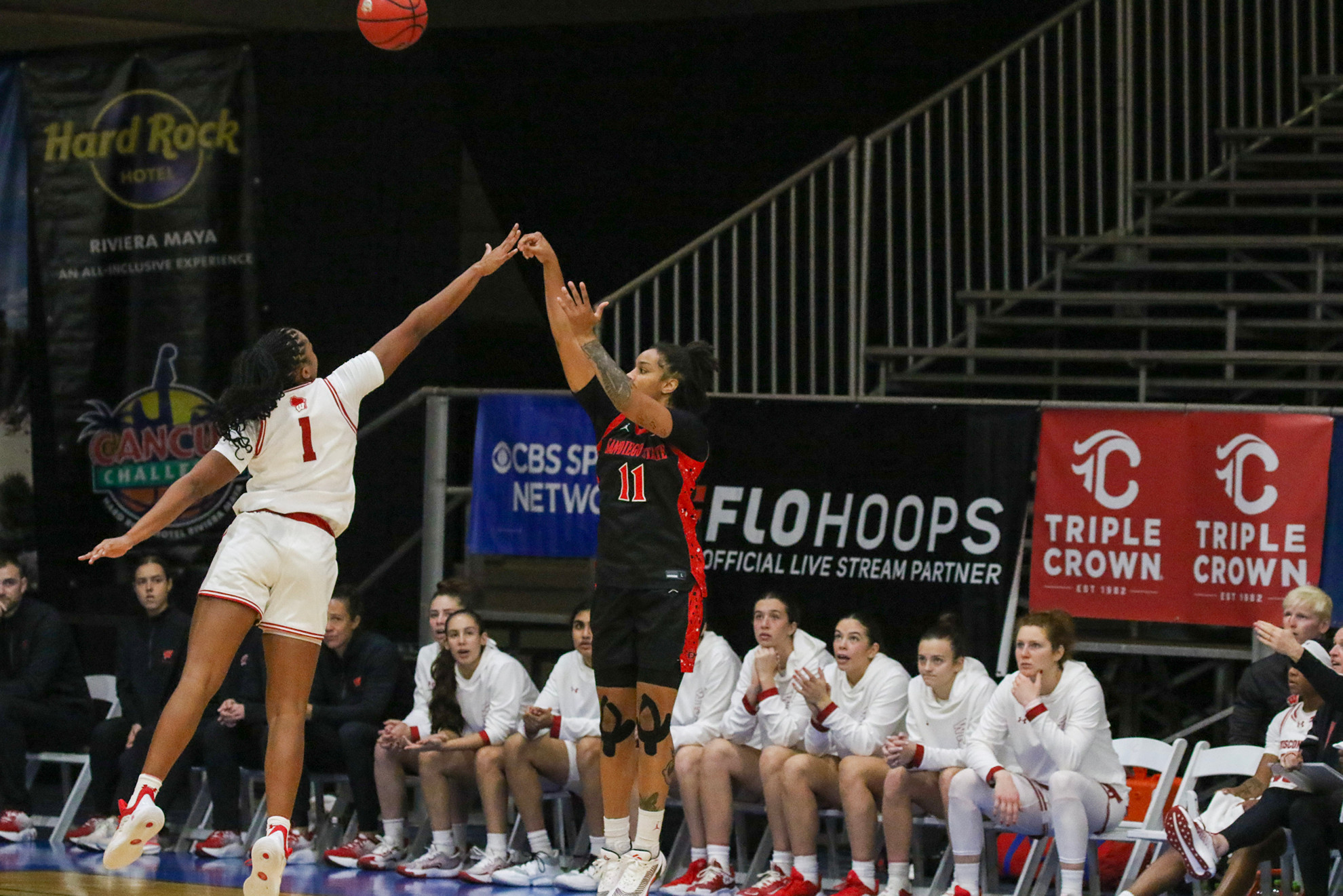 Aztecs Hang On to Beat Wisconsin 73-67