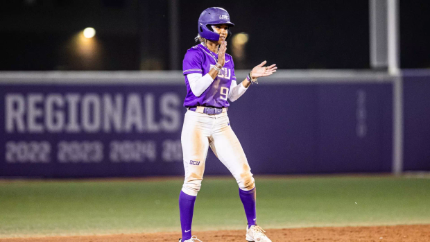 Close win over Wisconsin brings GCU to 19-0