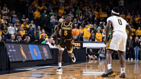 Wyoming’s Battle Falls Just Short in 74-70 Loss to Wichita State in the NIT