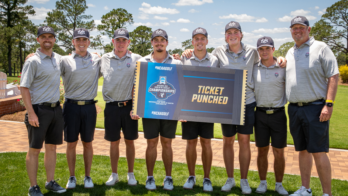 Lobos Advance to NCAA Championships with Third Place Regional Finish