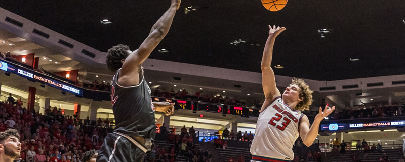 Lobos Punch Ticket to Indy with NIT Quarterfinal Win Over St. Joe’s