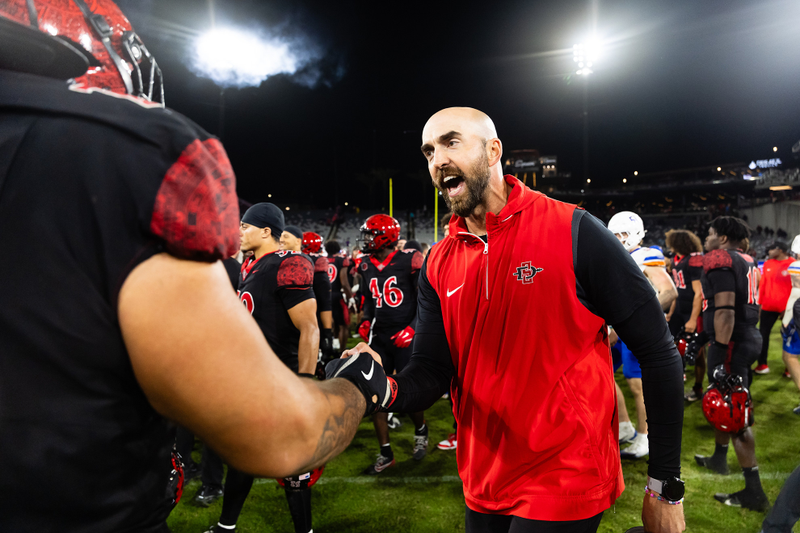 Sean Lewis Named a Semifinalist for the George Munger Coach of the Year Award