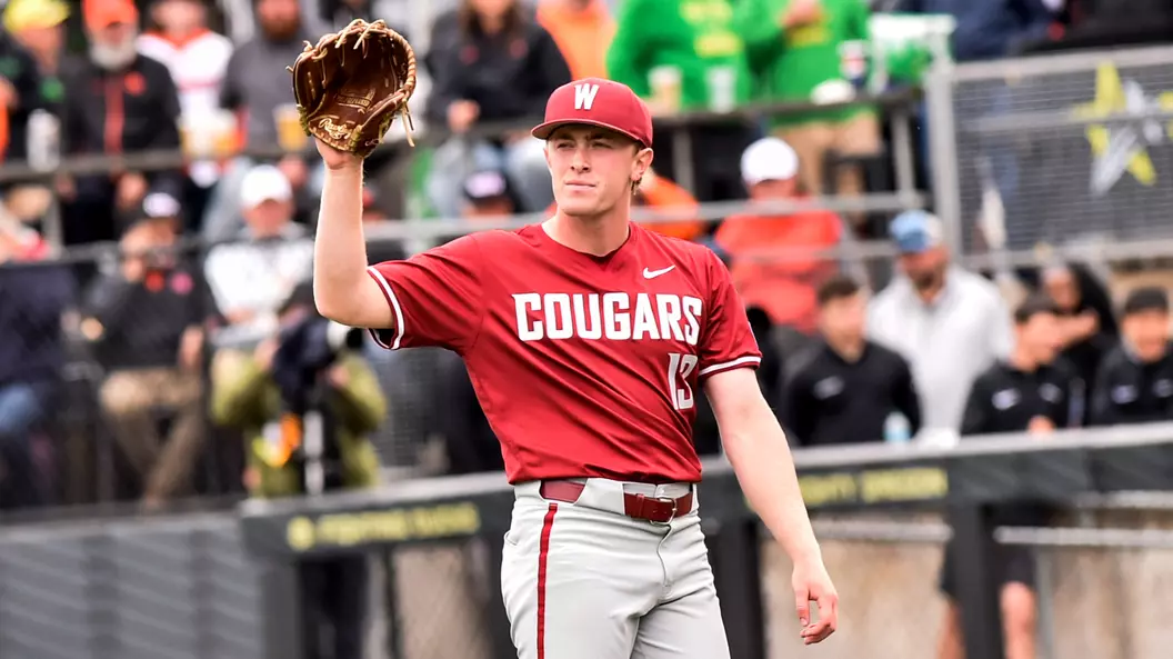 Nick Lewis Wins ABCA Gold Glove