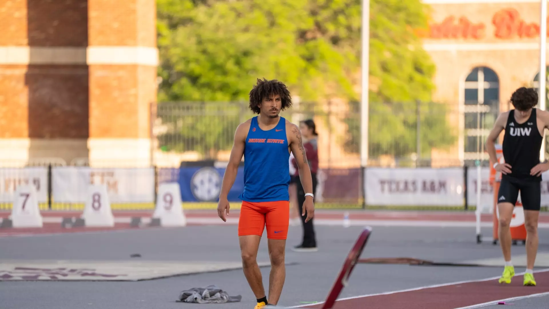 Weatherspoon Ties School Record as Boise State Concludes Weekend of Competition