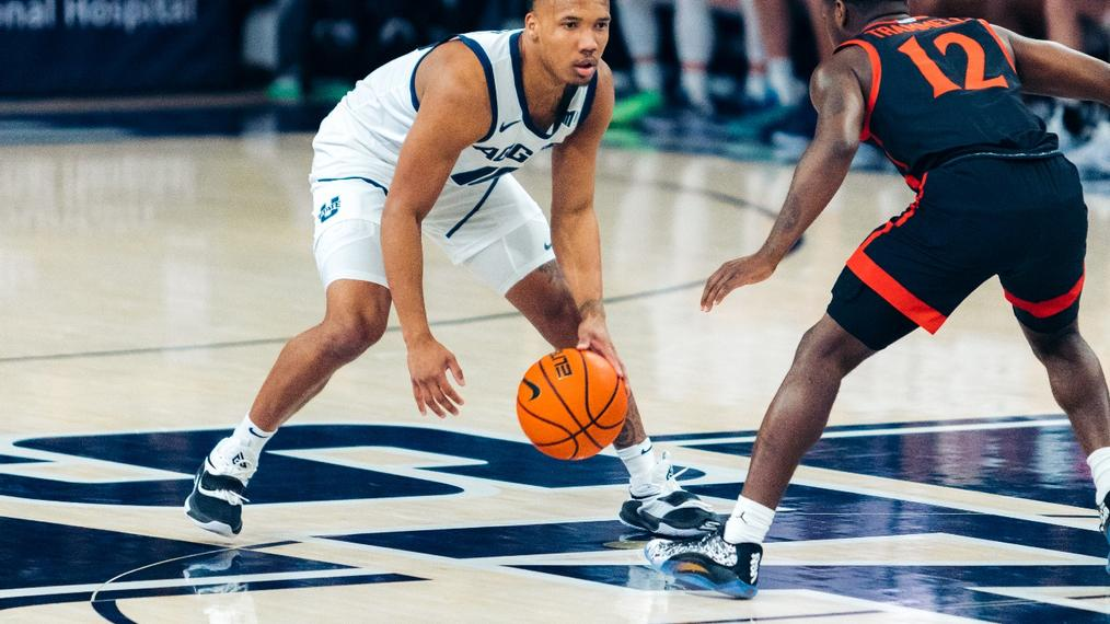 Utah State Tops No. 19 San Diego State 68-63
