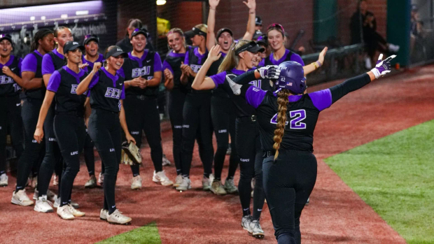 Lopes live by long ball, win series vs. San José State
